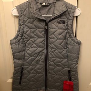 North face vest